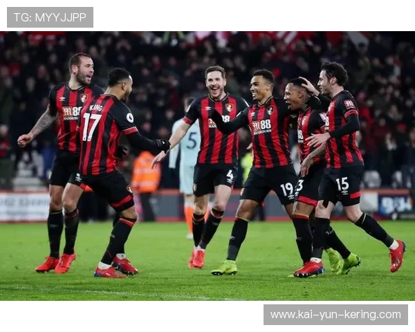 维拉2-1逆转南安普顿，沃特金斯制胜球锁定欧战席位